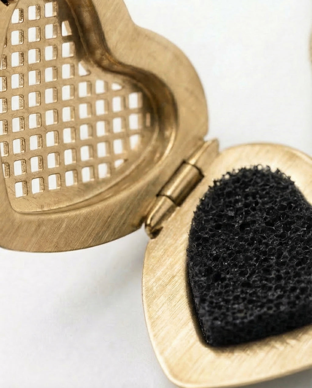 Scent Necklace · Hart